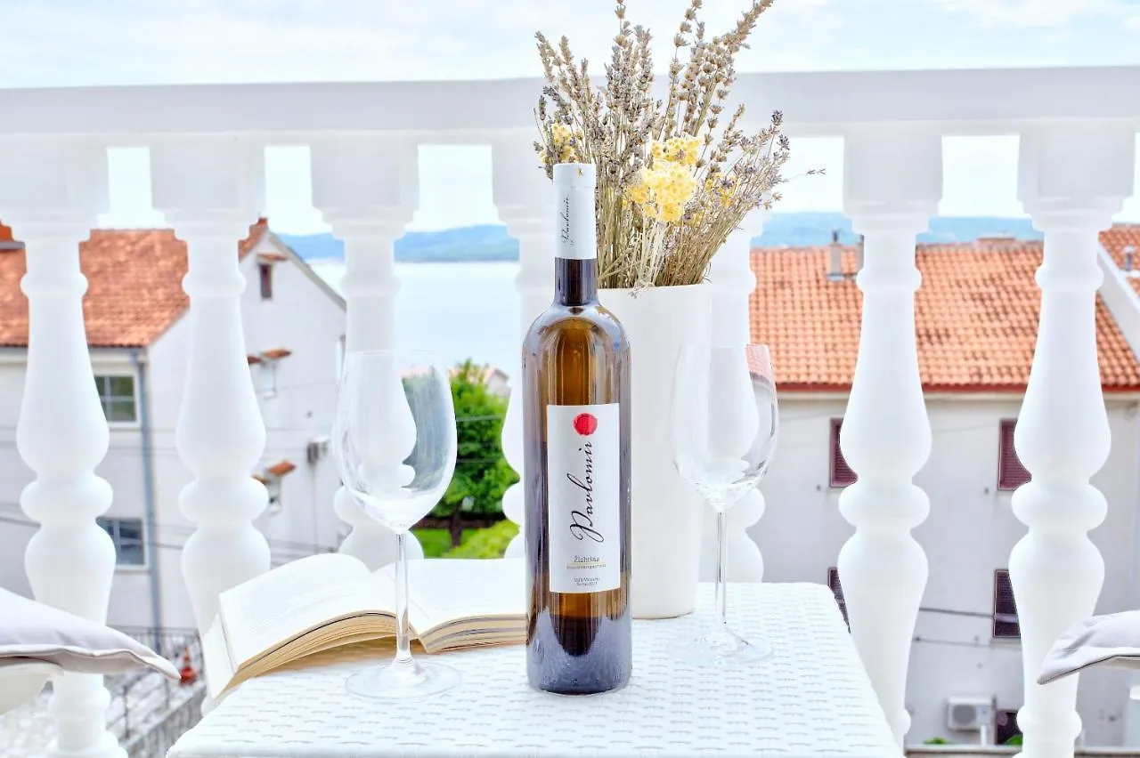 Anmarie Apartments Crikvenica