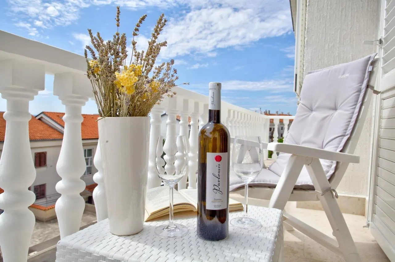 Anmarie Apartments Crikvenica 0*,  Croatia
