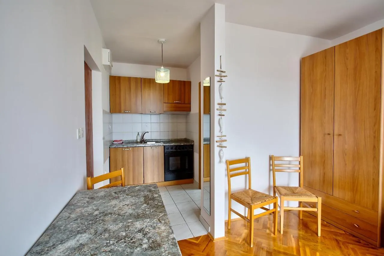 Anmarie Apartments Crikvenica 0*,
