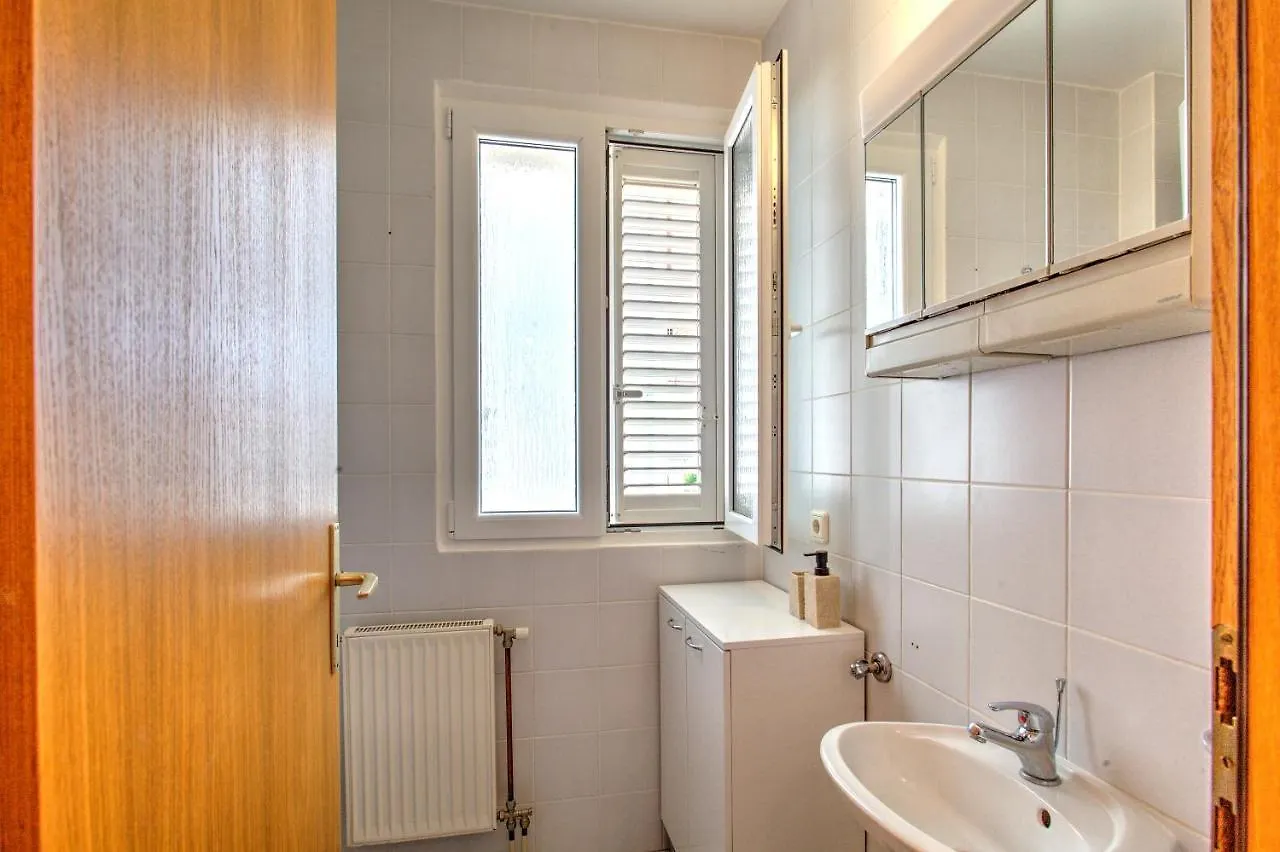 Anmarie Apartments Crikvenica